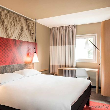 Ibis Senlis Hotel Senlis  Bagian luar foto