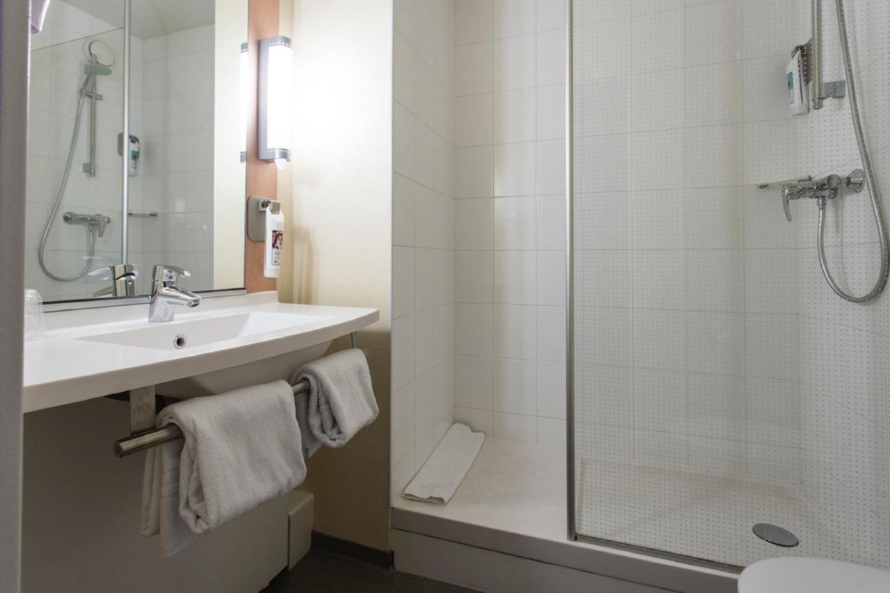 Ibis Senlis Hotel Senlis  Bagian luar foto